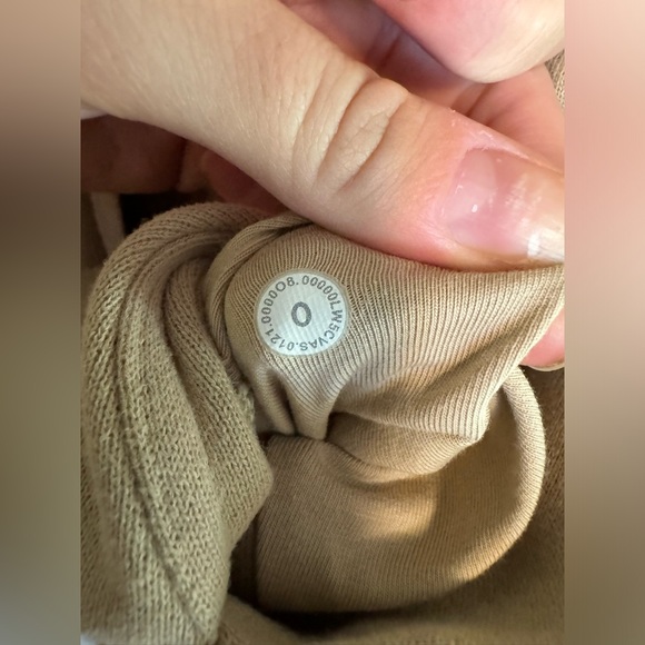 Lululemon Scuba Joggers - Picture 5 of 7